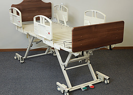 NOA Elite II High Deck Position for Caregiver Ergonomics
